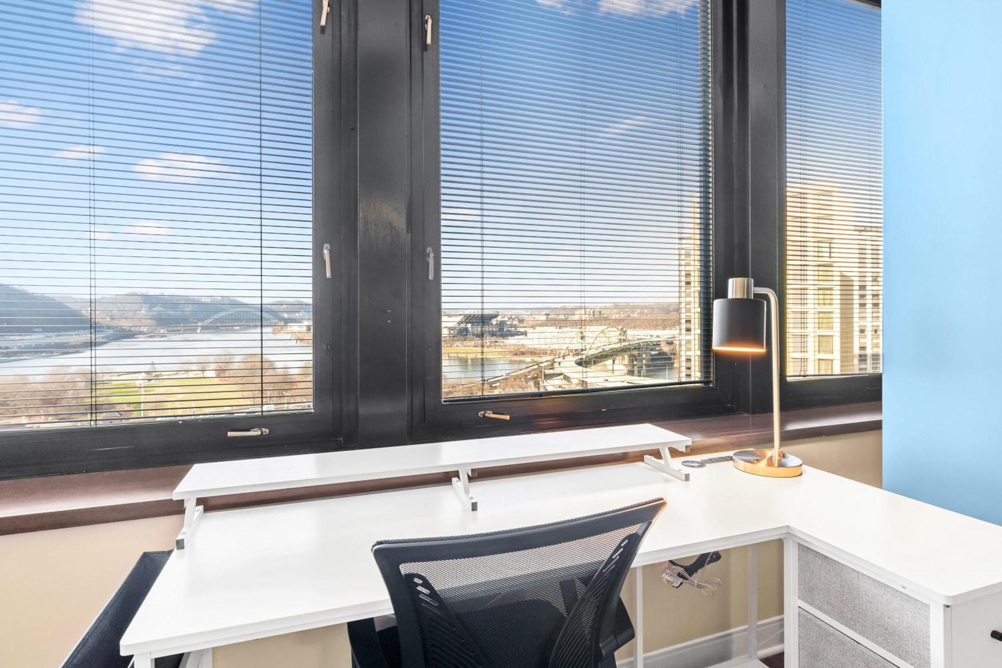 Luxury High Rise 1Bd River Views Downtown Pittsburgh Extérieur photo